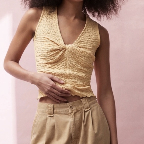 Madewell Tops - Madewell Popcorn-Knit Twist-Front Sleeveless Top